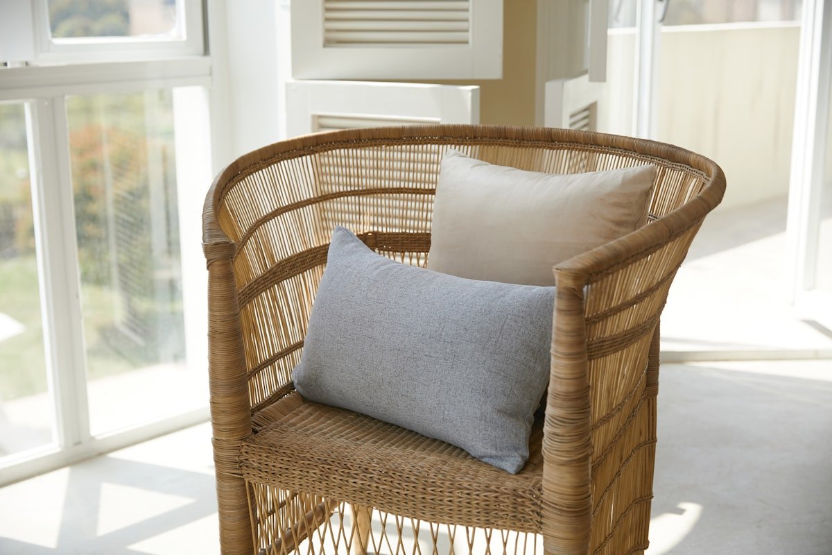 Rotan meubels zijn ineens weer overal in huis